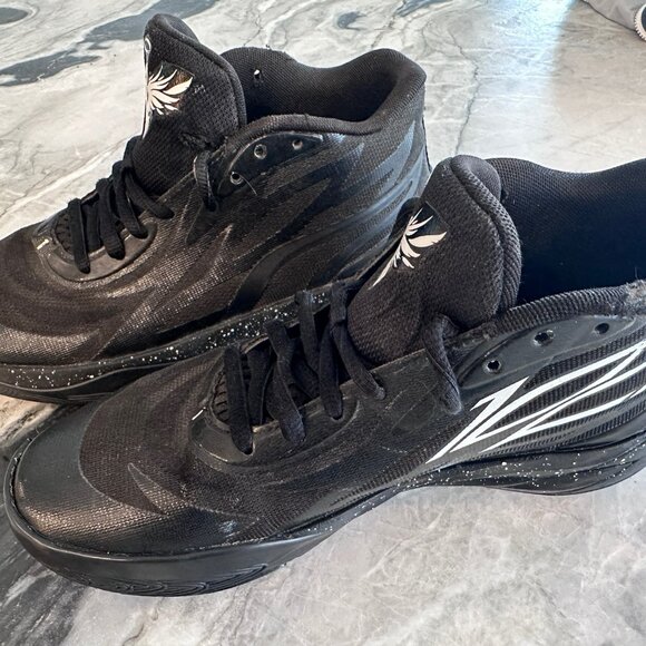 Puma Shoes, Youth Size US:8 - Picture 5 of 7